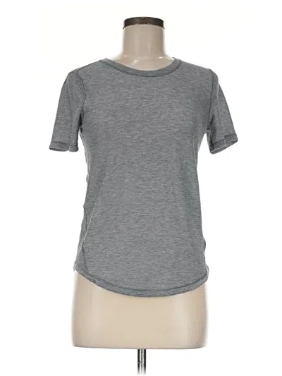 Pre-owned Lululemon Athletica Active T-shirt In Gray