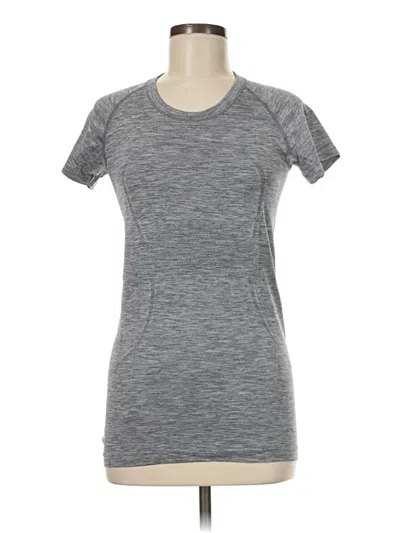 Pre-owned Lululemon Athletica Active T-shirt In Gray