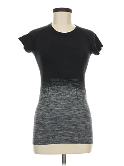 Pre-owned Lululemon Athletica Active T-shirt In Gray