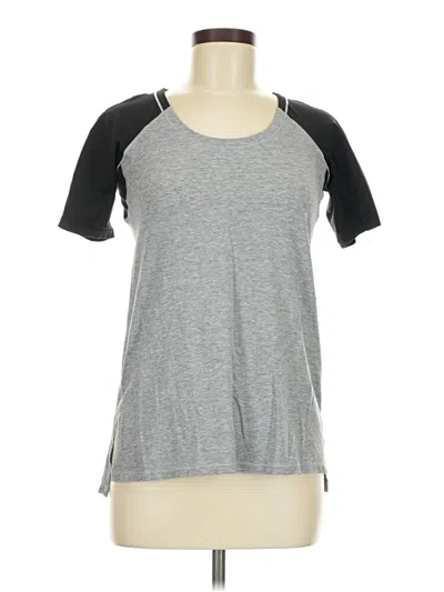 Pre-owned Lululemon Athletica Active T-shirt In Gray