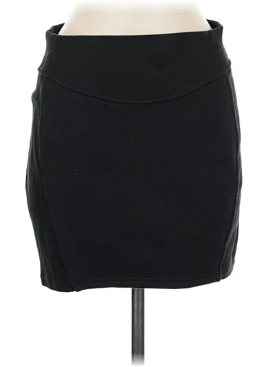 Pre-owned Lululemon Athletica Casual Skirt In Black