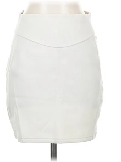 Pre-owned Lululemon Athletica Casual Skirt In White