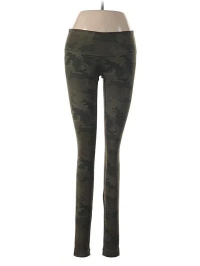 Pre-owned Lululemon Athletica Leggings In Green