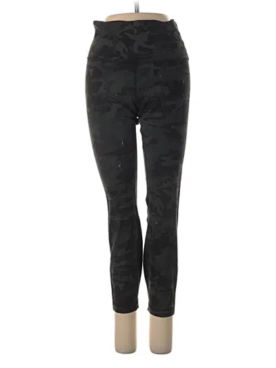 Pre-owned Lululemon Athletica Leggings In Green