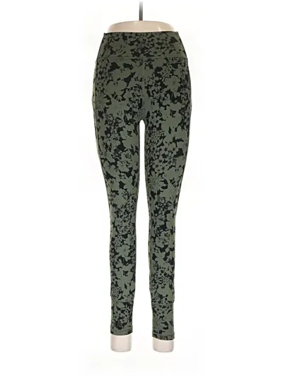 Pre-owned Lululemon Athletica Leggings In Green