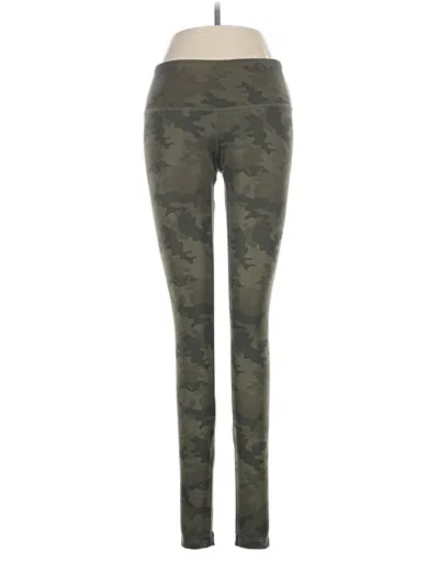 Pre-owned Lululemon Athletica Leggings In Green