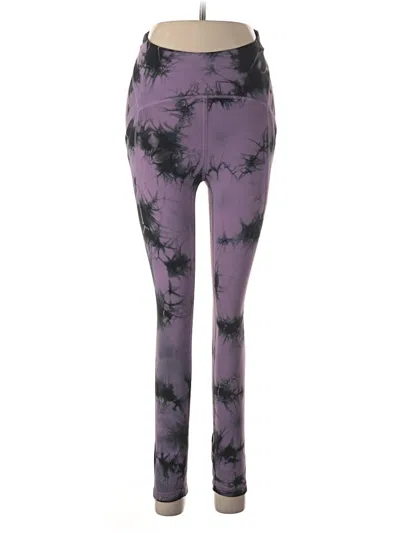 Pre-owned Lululemon Athletica Leggings In Purple