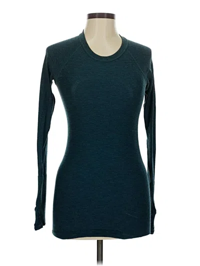 Pre-owned Lululemon Athletica Long Sleeve T-shirt In Green
