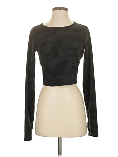 Pre-owned Lululemon Athletica Long Sleeve T-shirt In Black