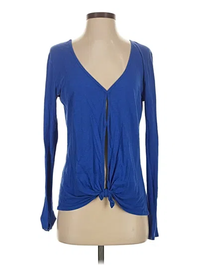 Pre-owned Lululemon Athletica Long Sleeve T-shirt In Blue