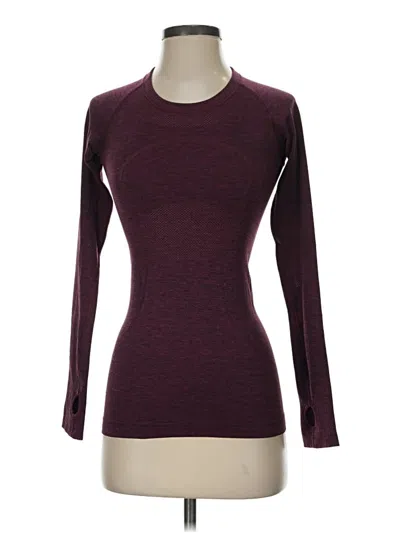 Pre-owned Lululemon Athletica Long Sleeve T-shirt In Burgundy