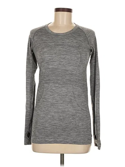 Pre-owned Lululemon Athletica Long Sleeve T-shirt In Gray