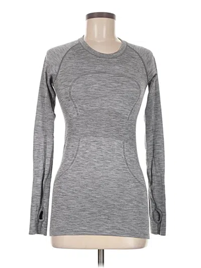 Pre-owned Lululemon Athletica Long Sleeve T-shirt In Gray