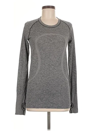 Pre-owned Lululemon Athletica Long Sleeve T-shirt In Gray