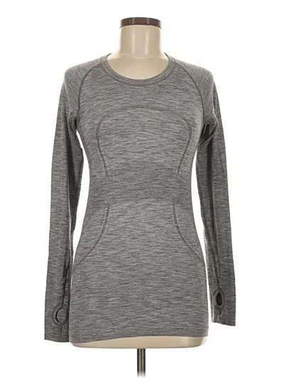Pre-owned Lululemon Athletica Long Sleeve T-shirt In Gray