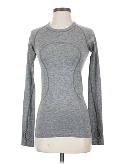 Pre-owned Lululemon Athletica Long Sleeve T-shirt In Gray