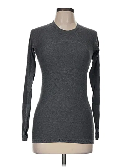Pre-owned Lululemon Athletica Long Sleeve T-shirt In Gray