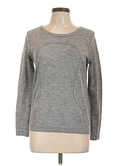 Pre-owned Lululemon Athletica Long Sleeve T-shirt In Gray