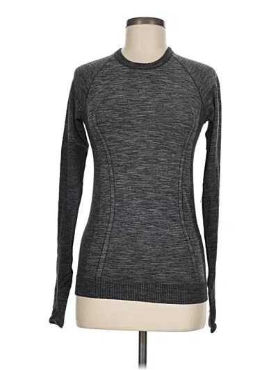 Lululemon Athletica Long Sleeve T-shirt In Gray