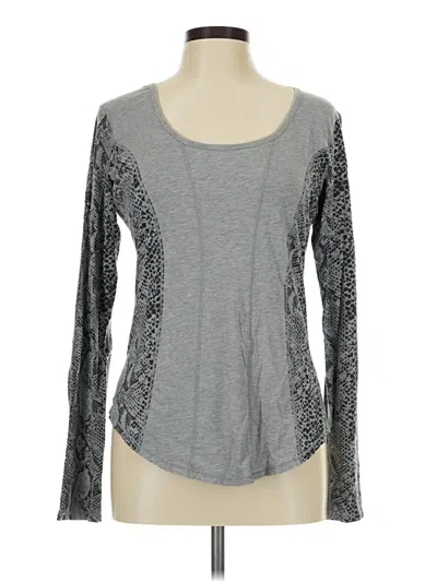 Pre-owned Lululemon Athletica Long Sleeve T-shirt In Gray