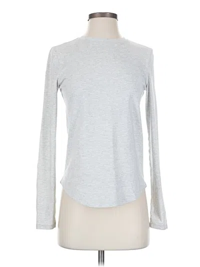 Pre-owned Lululemon Athletica Long Sleeve T-shirt In Silver