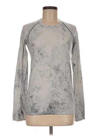 Pre-owned Lululemon Athletica Long Sleeve T-shirt In Silver