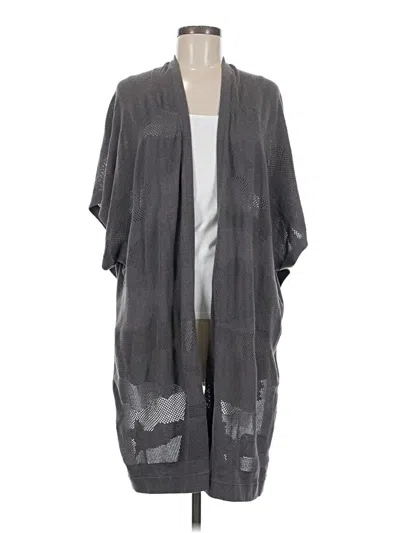 Pre-owned Lululemon Athletica Poncho In Gray