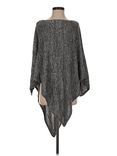 Pre-owned Lululemon Athletica Poncho In Gray