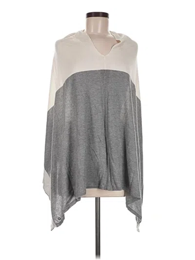 Pre-owned Lululemon Athletica Poncho In Gray