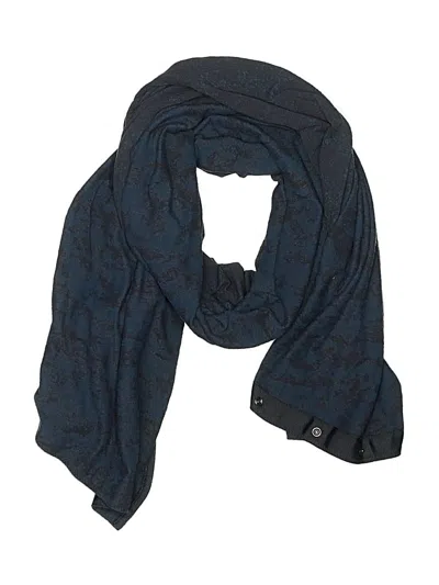 Pre-owned Lululemon Athletica Scarf In Blue