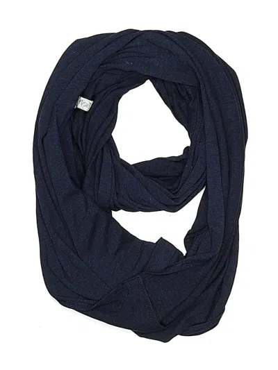 Pre-owned Lululemon Athletica Scarf In Blue
