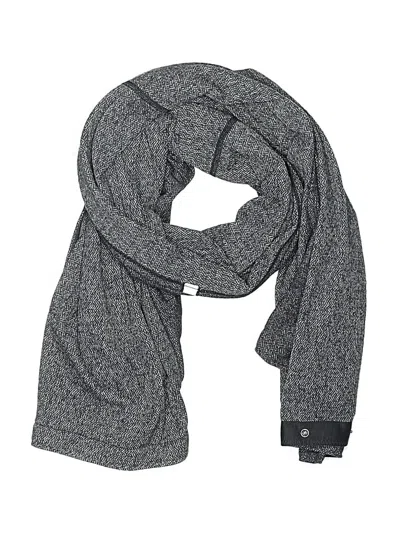 Pre-owned Lululemon Athletica Scarf In Gray