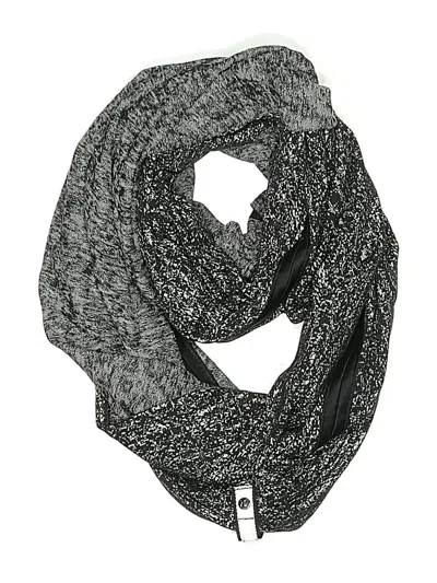 Pre-owned Lululemon Athletica Scarf In Gray
