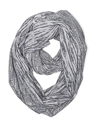 Pre-owned Lululemon Athletica Scarf In Gray