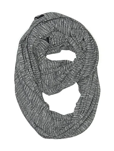 Pre-owned Lululemon Athletica Scarf In Gray