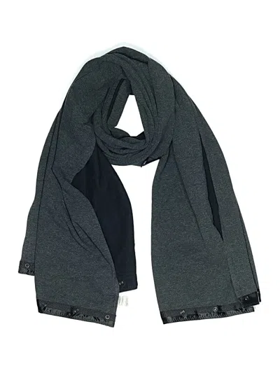 Pre-owned Lululemon Athletica Scarf In Gray
