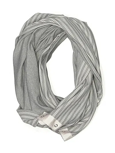 Pre-owned Lululemon Athletica Scarf In Gray