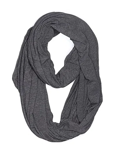 Pre-owned Lululemon Athletica Scarf In Gray
