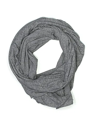 Pre-owned Lululemon Athletica Scarf In Gray