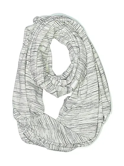 Pre-owned Lululemon Athletica Scarf In Gray