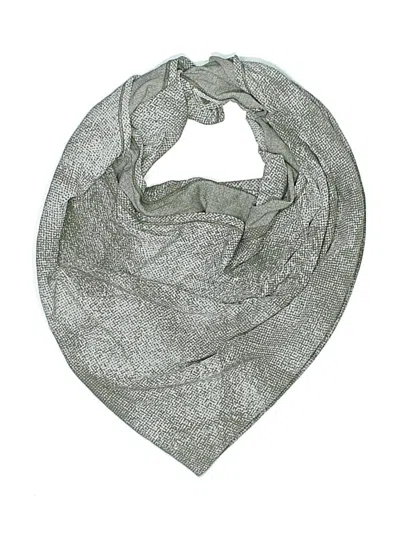 Pre-owned Lululemon Athletica Scarf In Gray