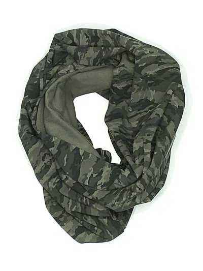 Pre-owned Lululemon Athletica Scarf In Green