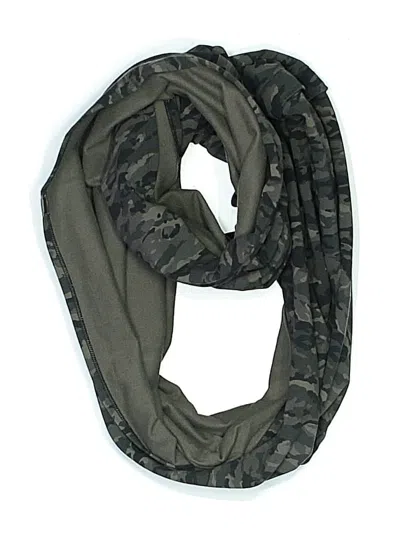Pre-owned Lululemon Athletica Scarf In Green