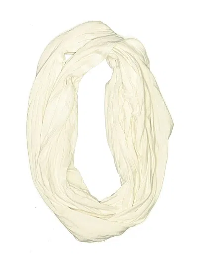 Pre-owned Lululemon Athletica Scarf In Ivory