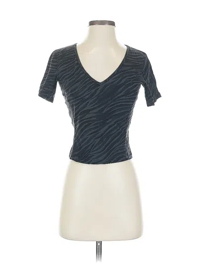 Pre-owned Lululemon Athletica Short Sleeve T-shirt In Gray