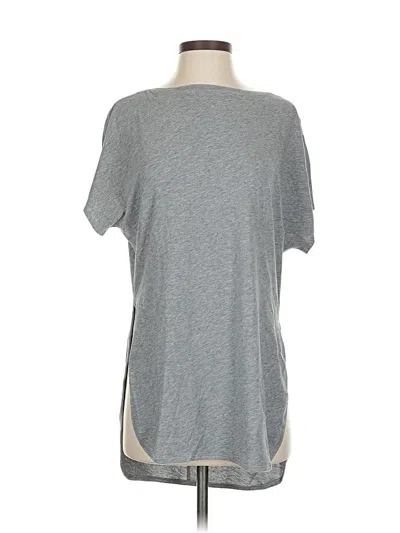 Pre-owned Lululemon Athletica Short Sleeve T-shirt In Gray