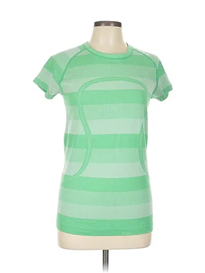 Pre-owned Lululemon Athletica Short Sleeve T-shirt In Green