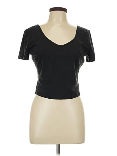 Pre-owned Lululemon Athletica Short Sleeve T-shirt In Black