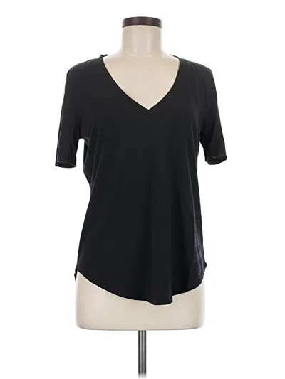 Pre-owned Lululemon Athletica Short Sleeve T-shirt In Black