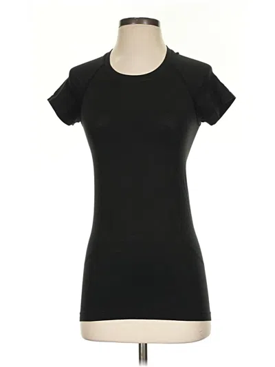 Pre-owned Lululemon Athletica Short Sleeve T-shirt In Black